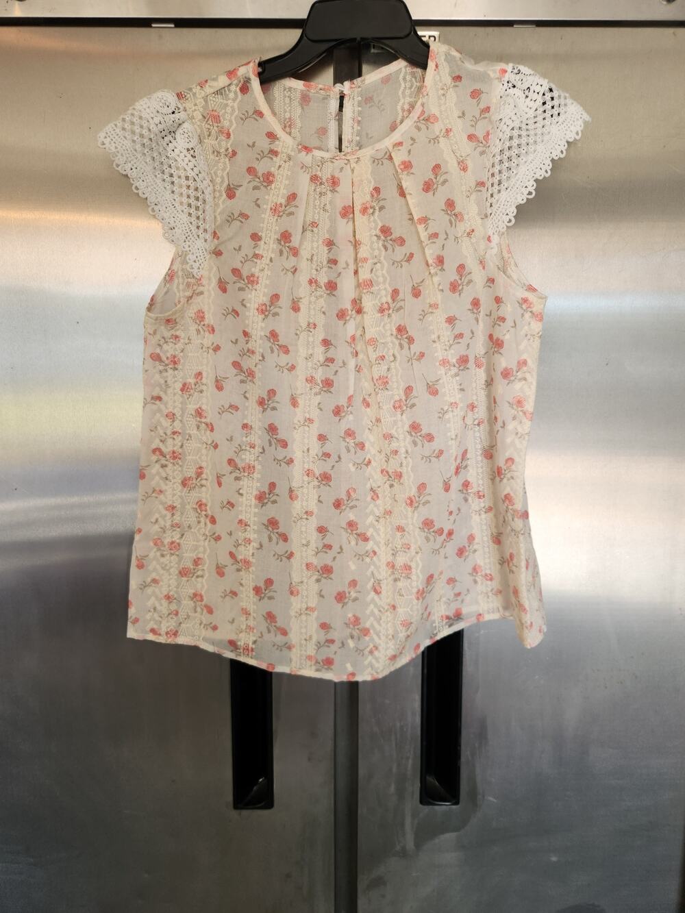 SHEIN Curve Womens Plus Floral Blouse 0XL White Pink Rose Eyelet Cap Sleeve Top